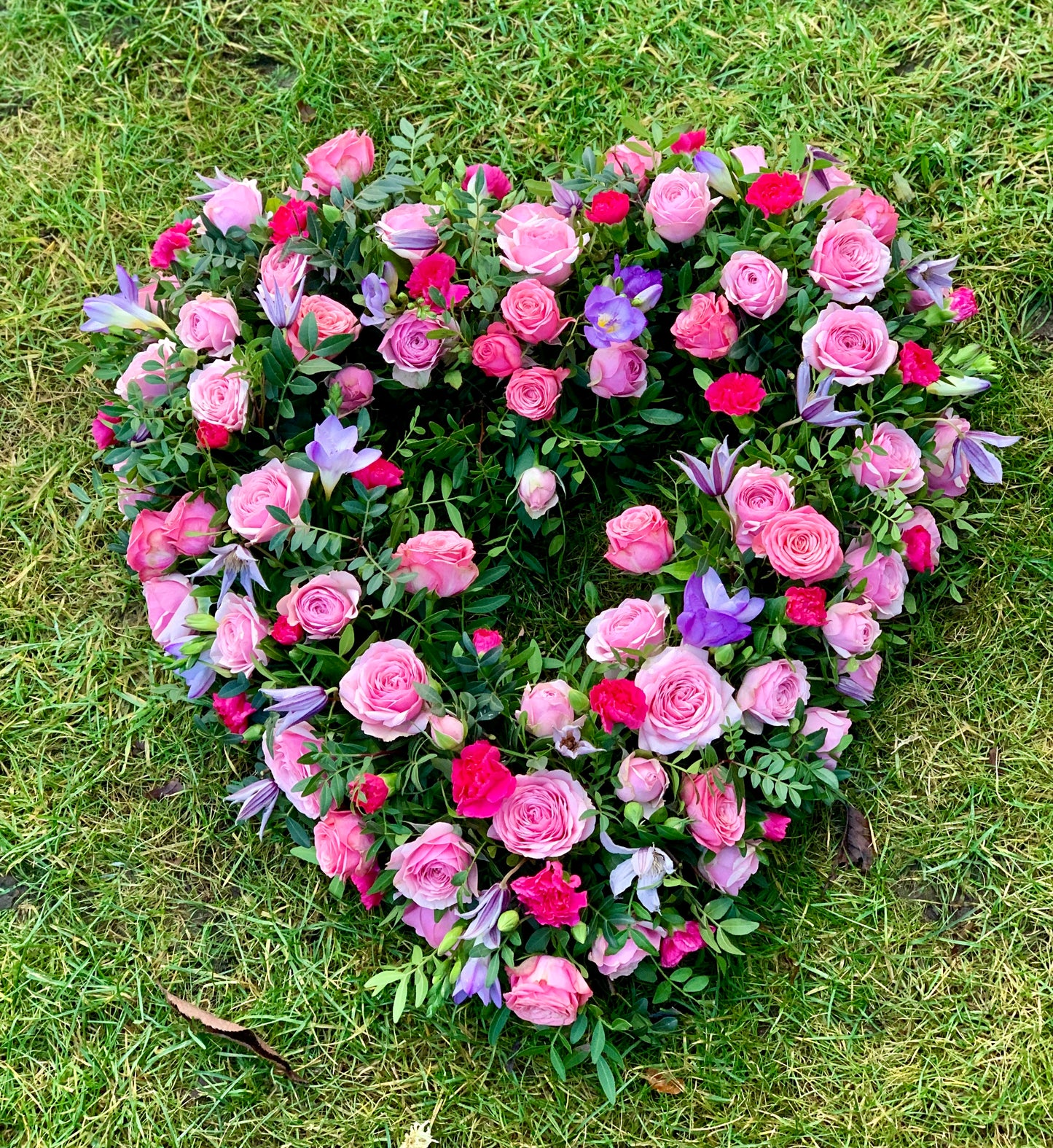 Pastel Sympathy Heart Open