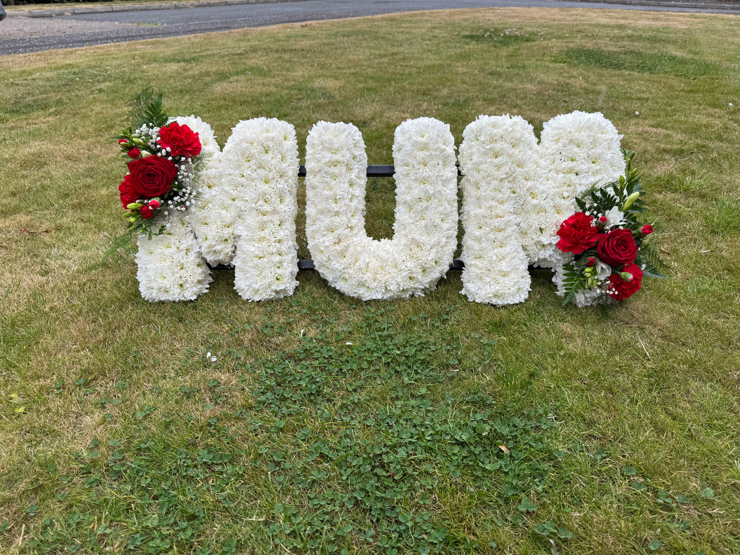 ‘MUM’