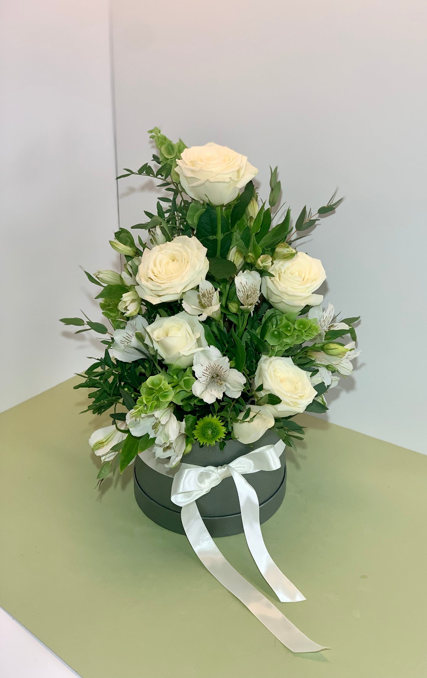 Elegant Whites Florists Choice Hatbox